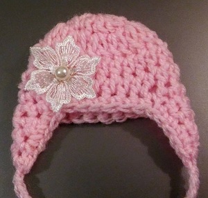 crocheted hat for babies with anencephaly